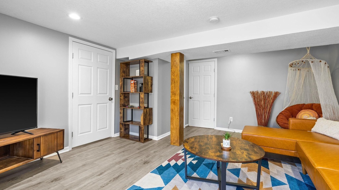 Photo of Livingroom in Merriam