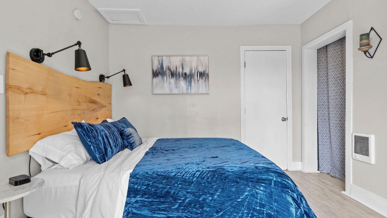 Photo of Bedroom in South Hyde Park