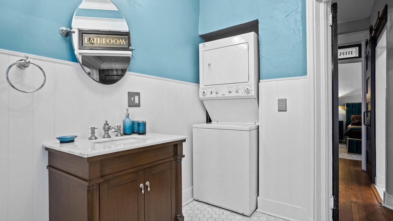 Photo of Bathroom in Hanover Place
