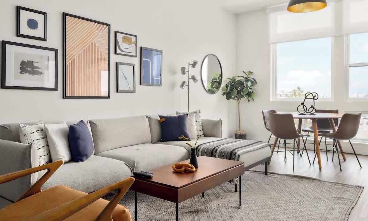 Photo of Livingroom in Highland