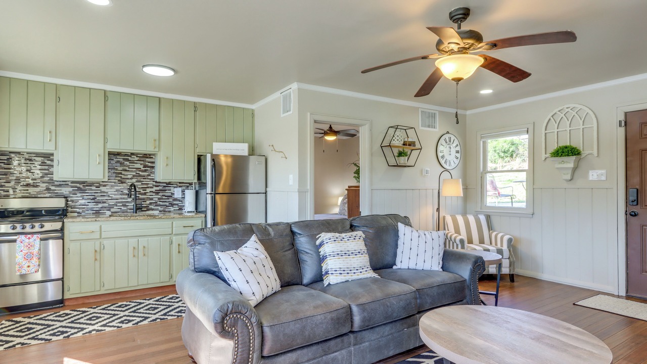 Photo of Livingroom in Tia Juana