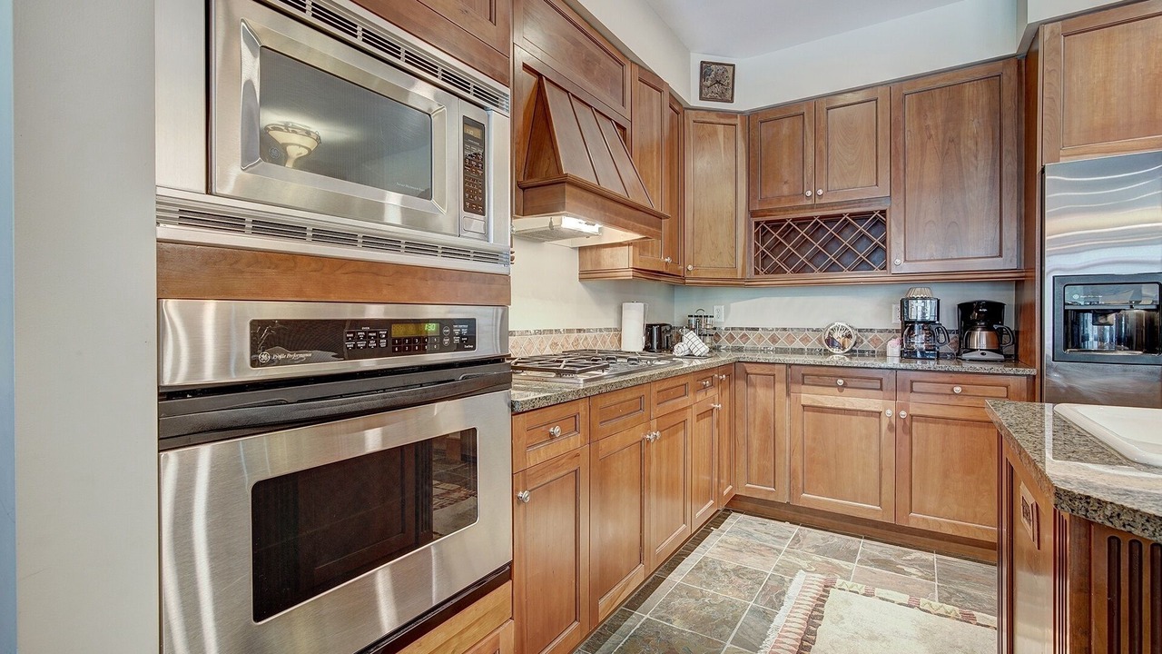 Photo of Kitchen in River Run