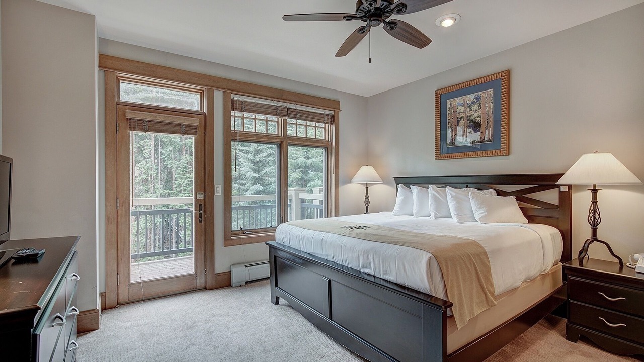 Photo of Bedroom in River Run