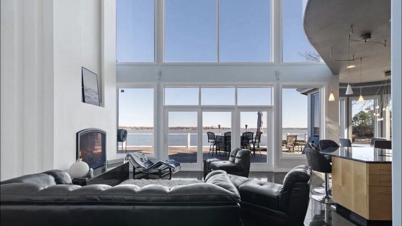 Photo of Livingroom in Dennis