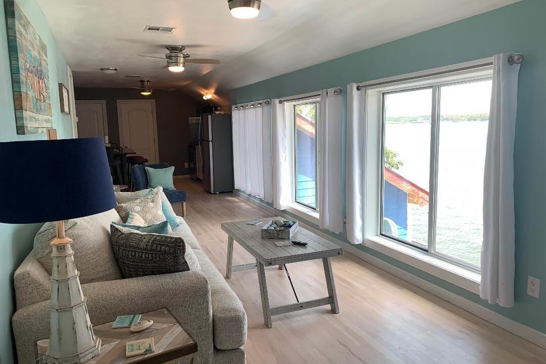 Photo of Livingroom in Dennis