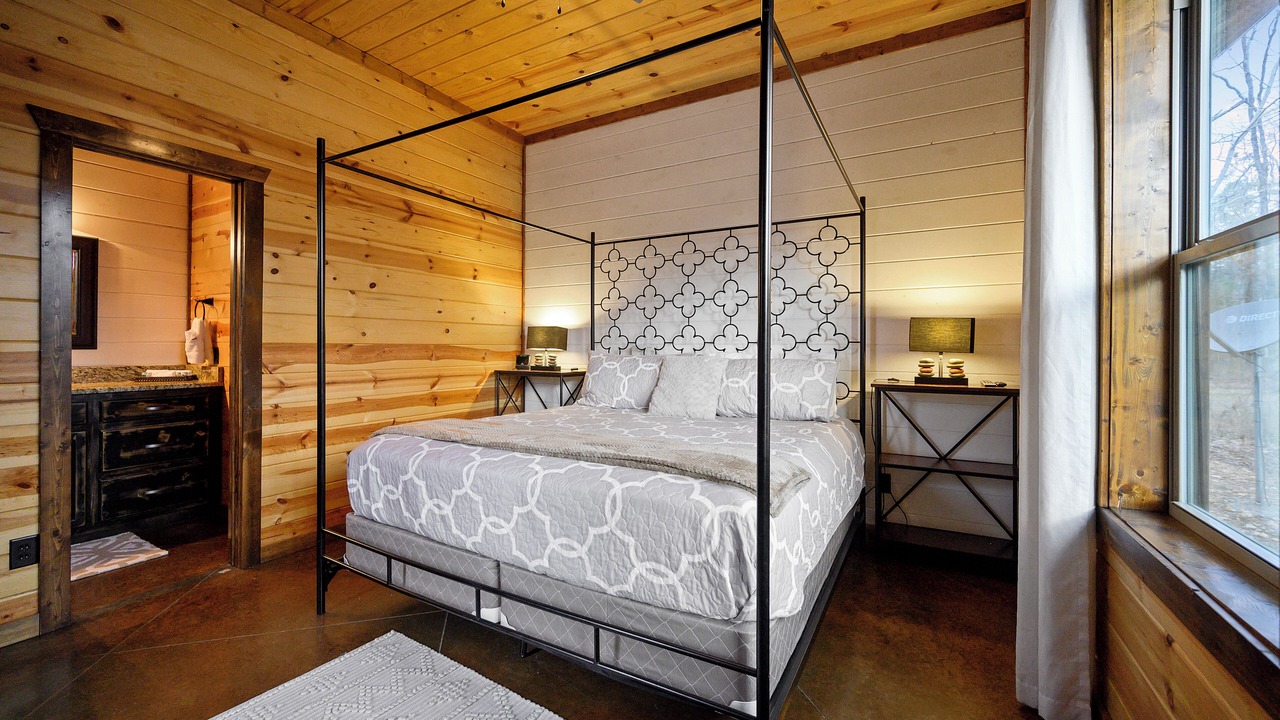 Photo of Bedroom in Hochatown