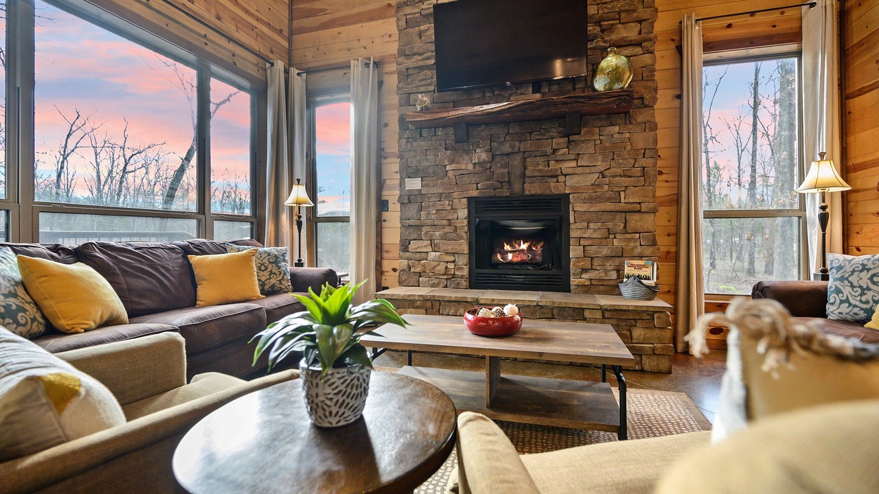Photo of Livingroom in Hochatown