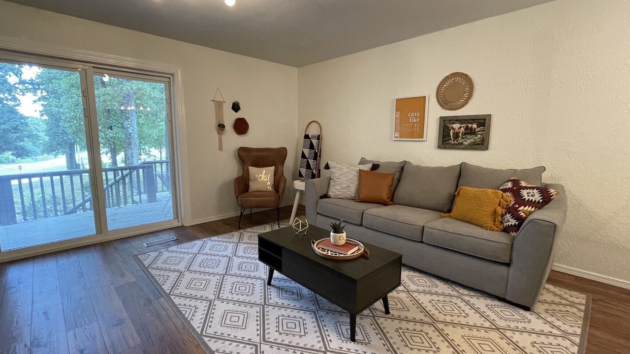 Photo of Livingroom in Bella Vista