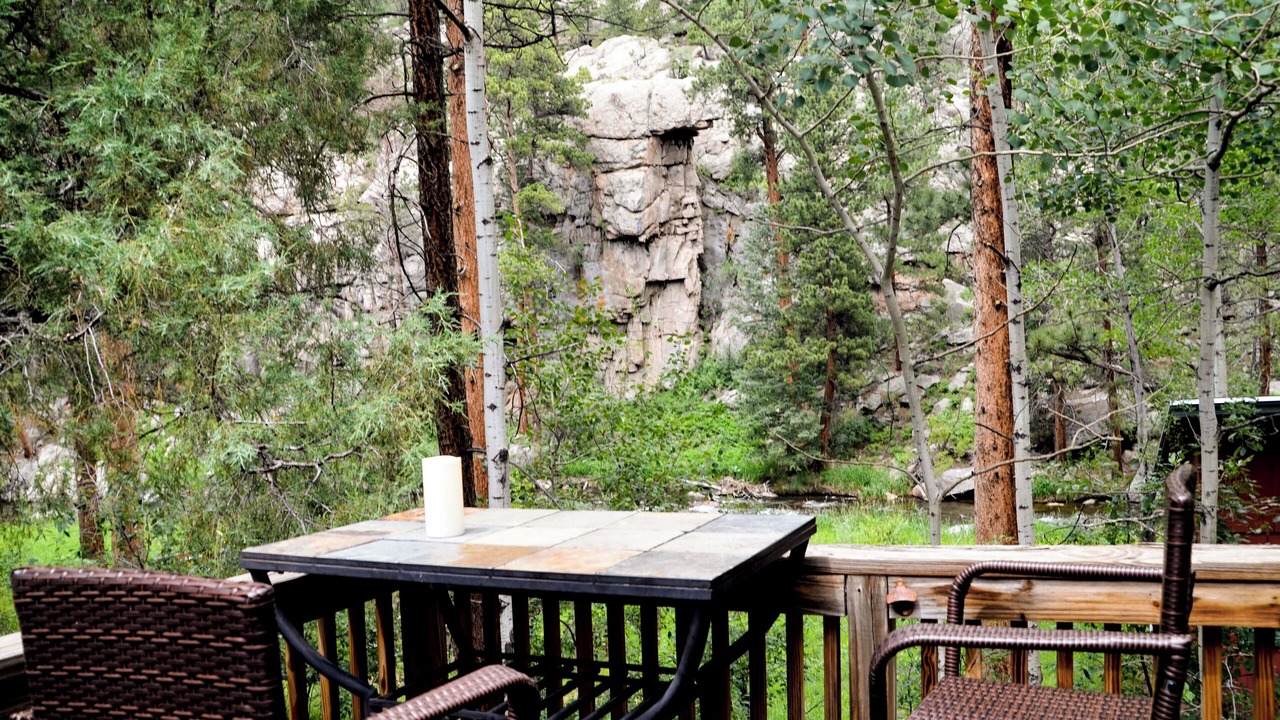 Photo of Outdoor in Drake