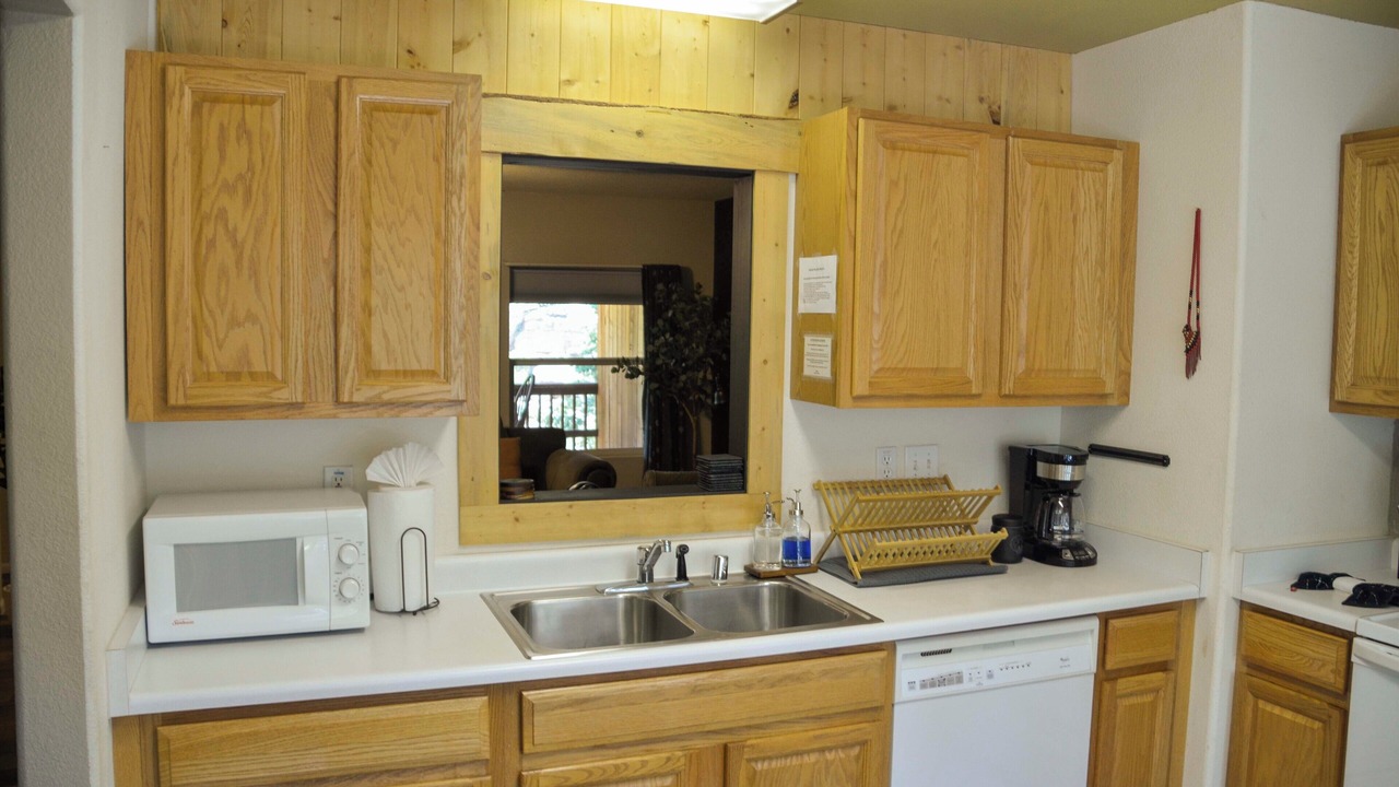 Photo of Kitchen in Drake