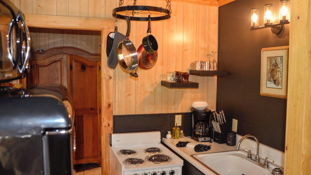 Photo of Kitchen in Drake