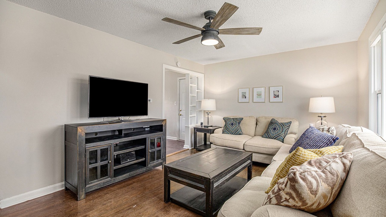 Photo of Livingroom in Mission