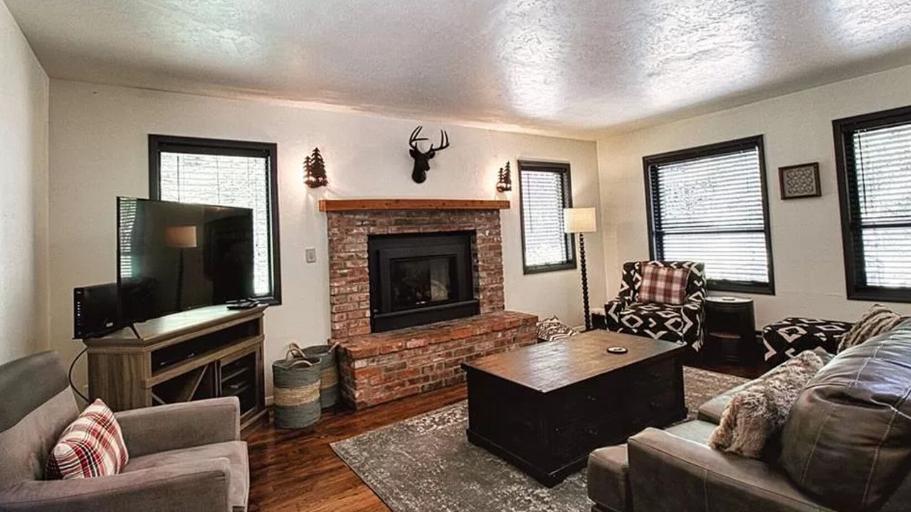 Photo of Livingroom in Blue River