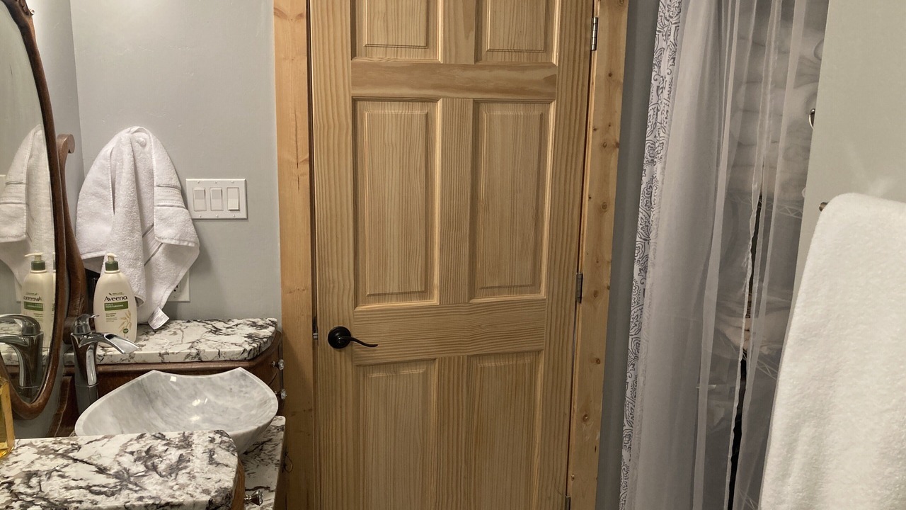 Photo of Bathroom in Red River