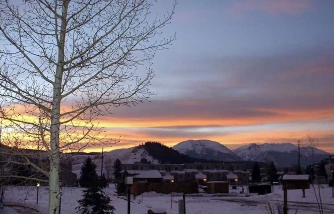 Photo of Outdoor in Summit Cove