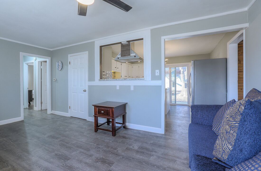 Photo of Livingroom in Raytown