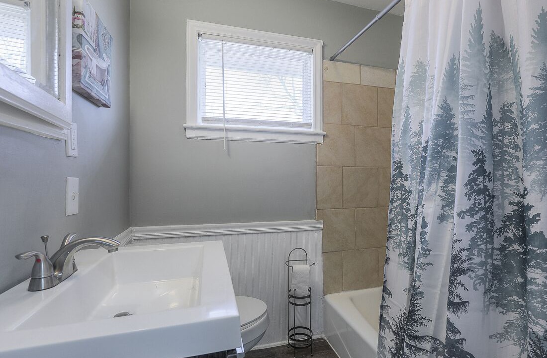 Photo of Bathroom in Raytown