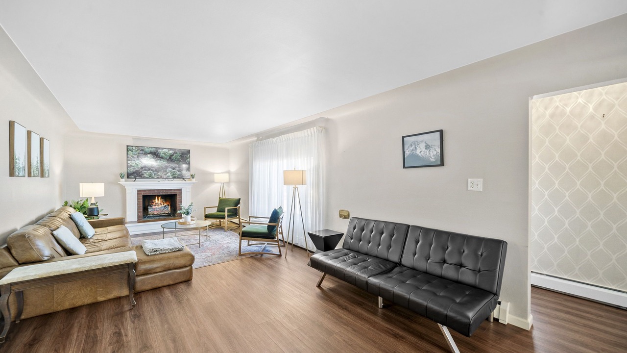 Photo of Livingroom in Lamar Heights Area