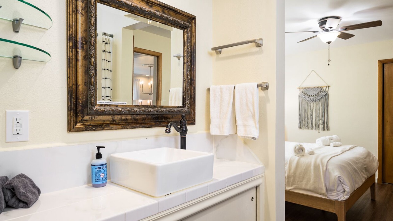 Photo of Bathroom in Lamar Heights Area