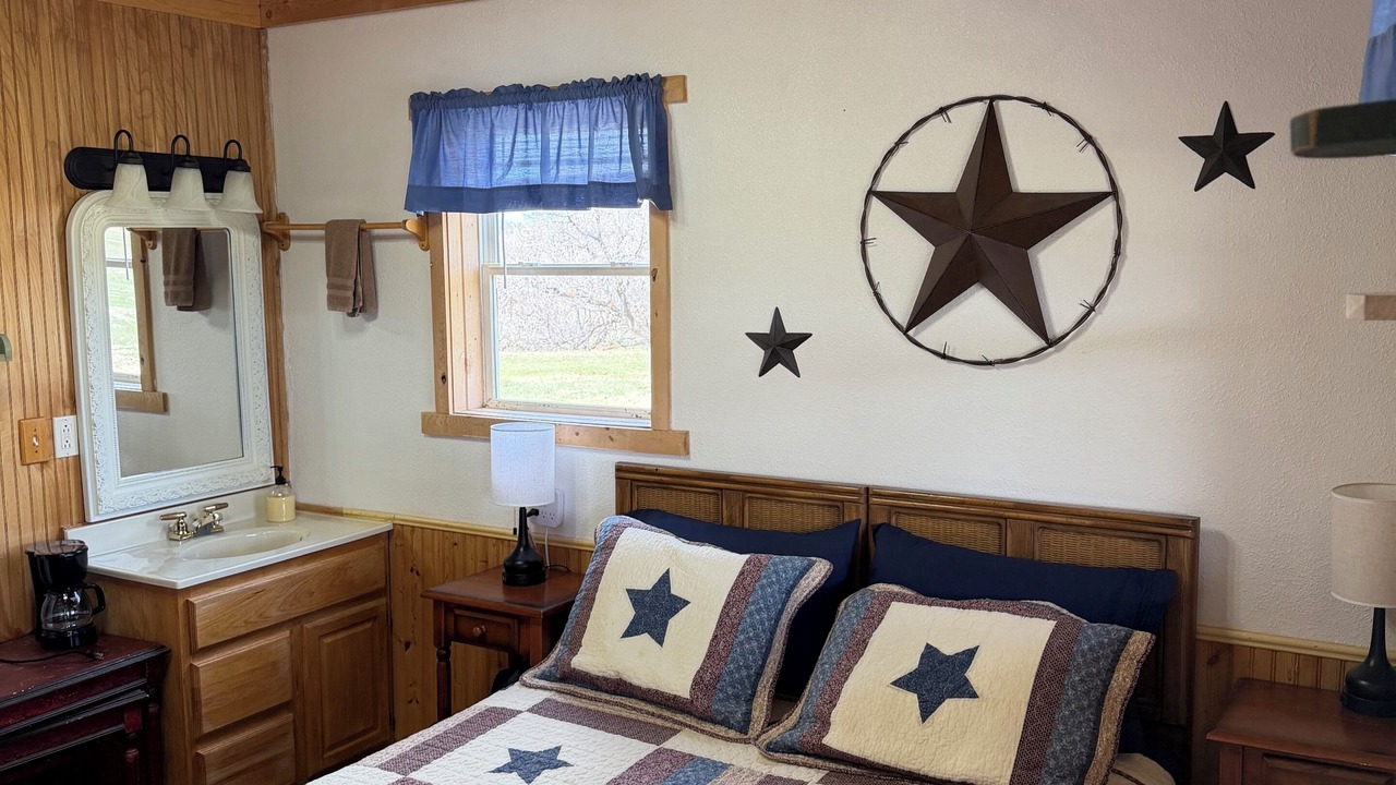 Photo of Bedroom in Sundance