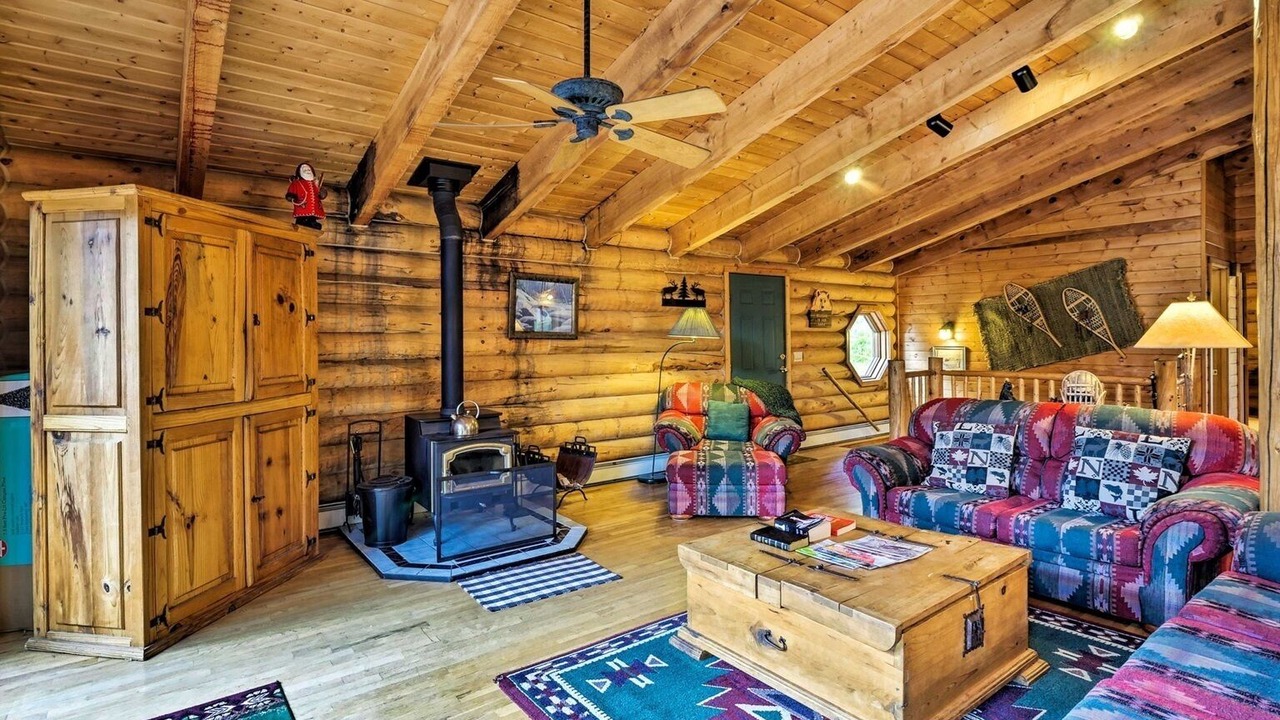 Photo of Livingroom in Alma