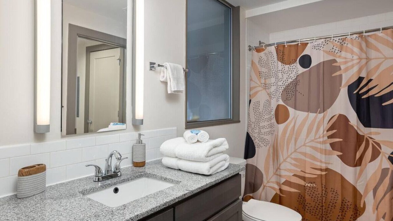 Photo of Bathroom in Hanover Place