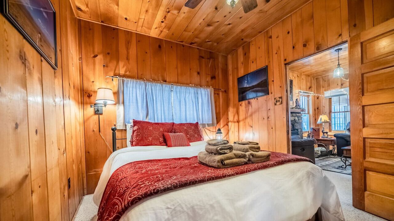 Photo of Bedroom in Estes Park