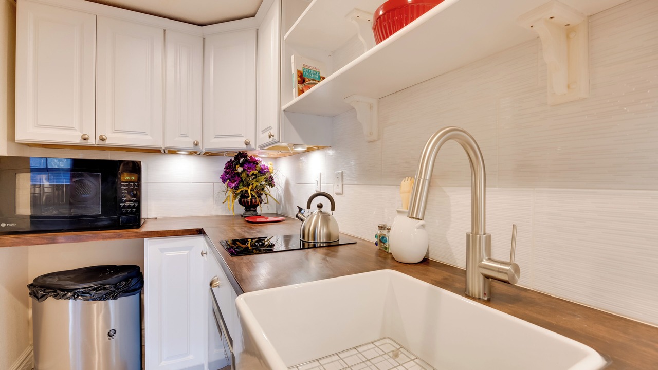 Photo of Kitchen in Elizabeth