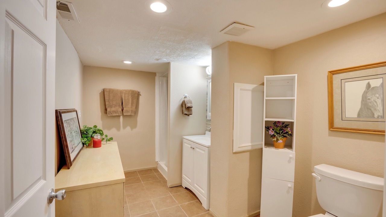 Photo of Bathroom in Elizabeth