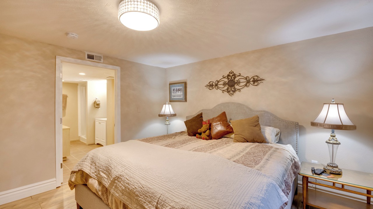 Photo of Bedroom in Elizabeth