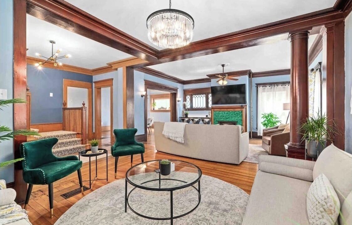 Photo of Livingroom in Southmoreland