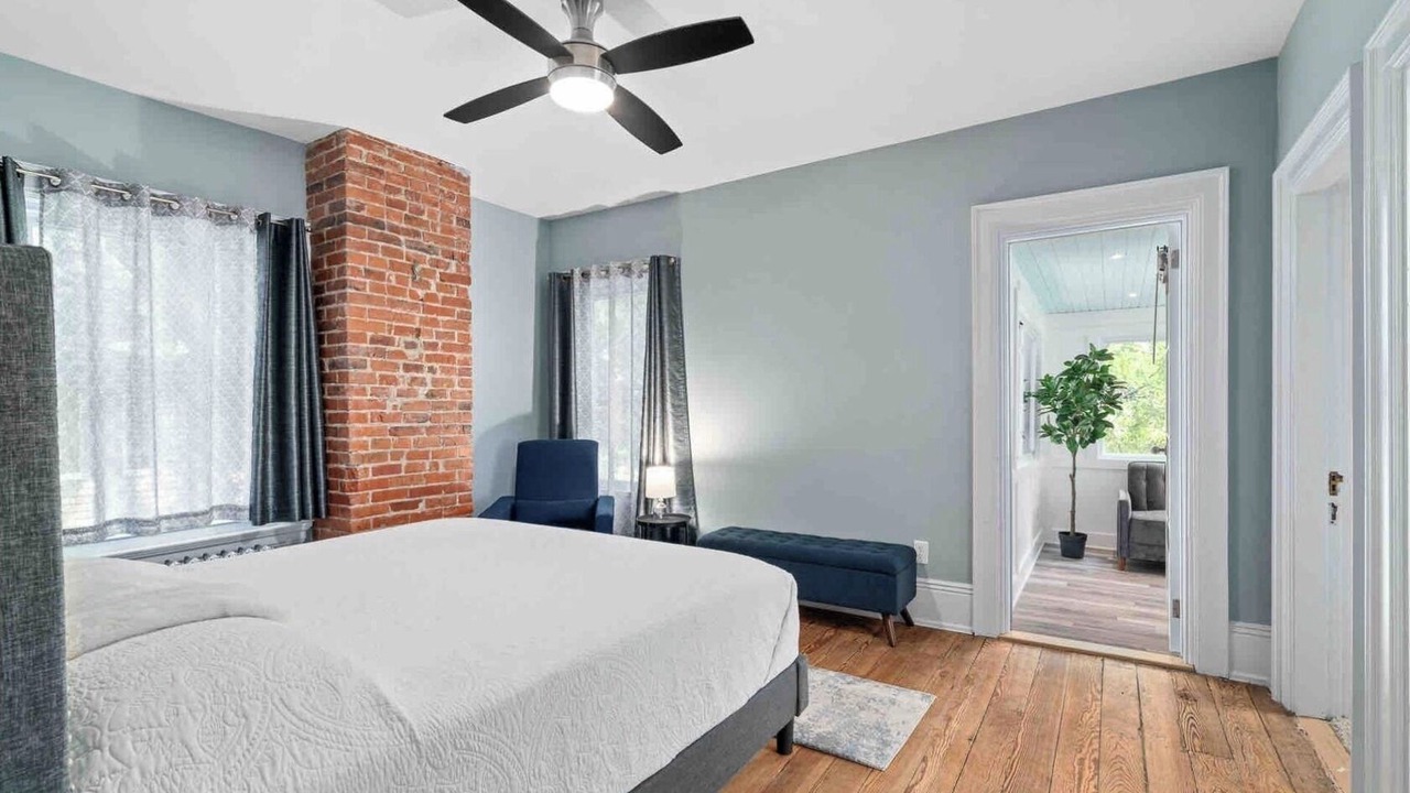 Photo of Bedroom in Southmoreland