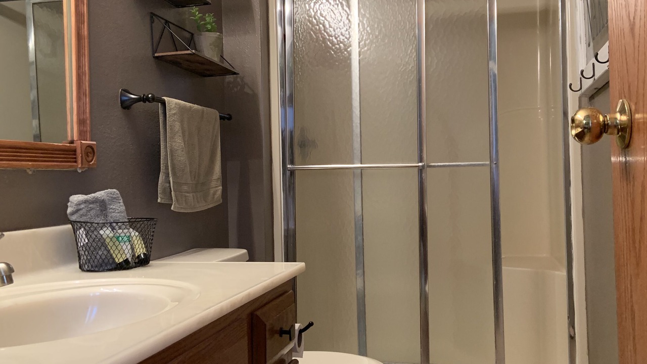 Photo of Bathroom in Thermopolis
