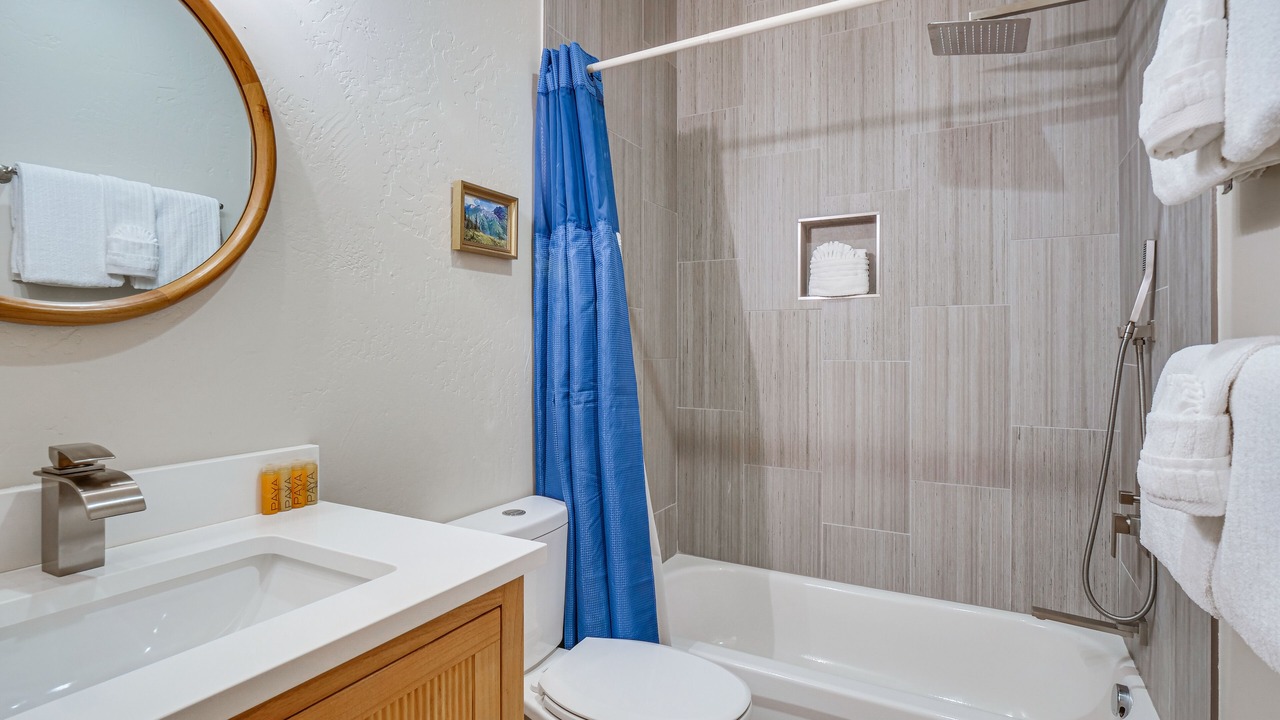Photo of Bathroom in Warrior's Mark West