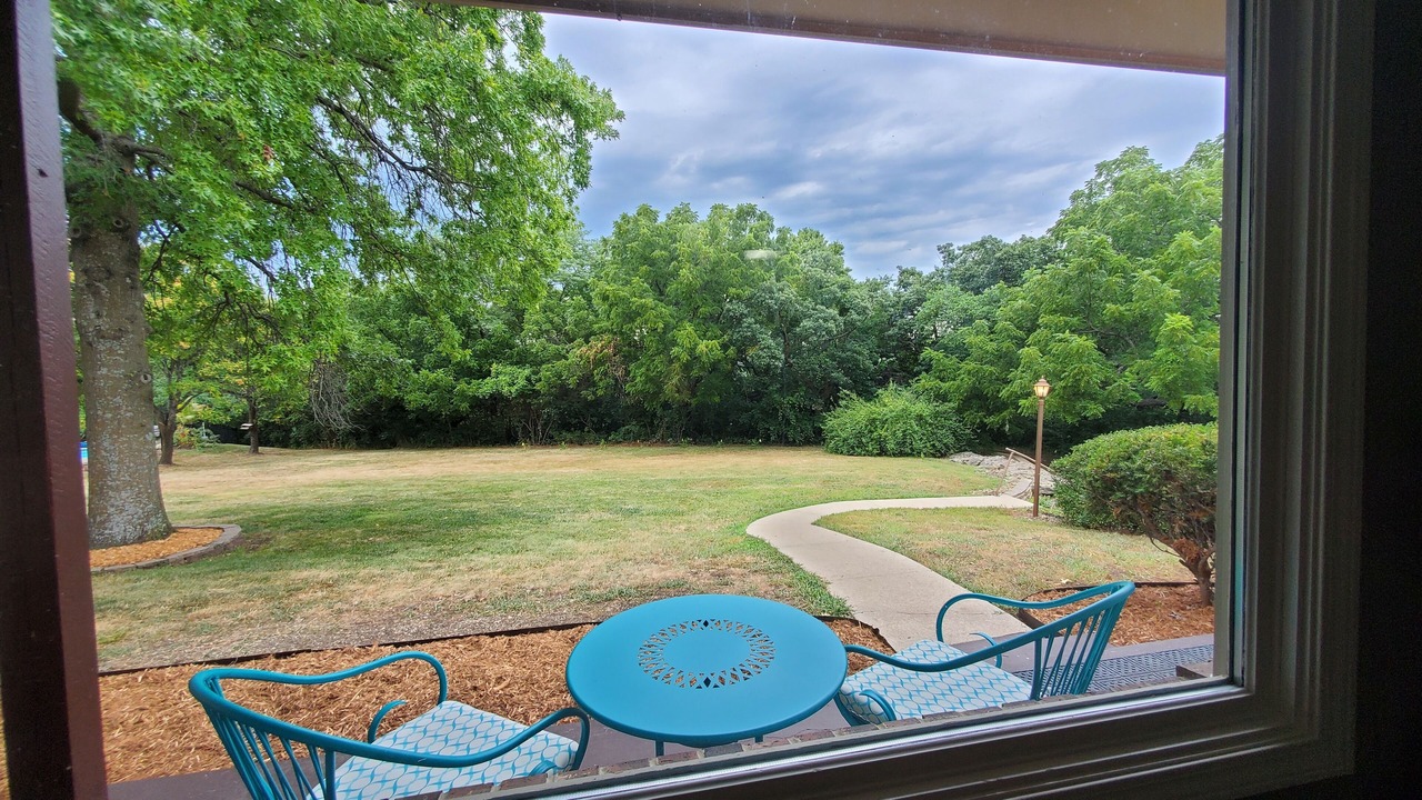 Photo of Outdoor in Lawrence