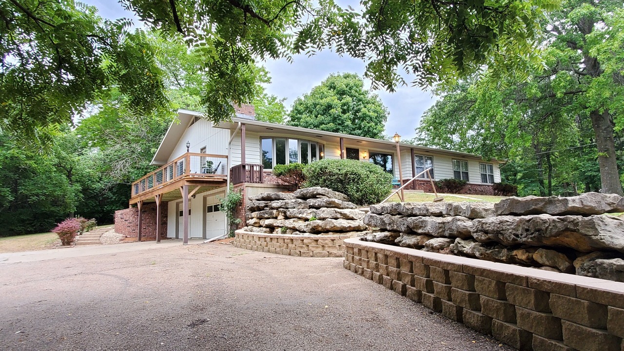 Photo of Outdoor in Lawrence