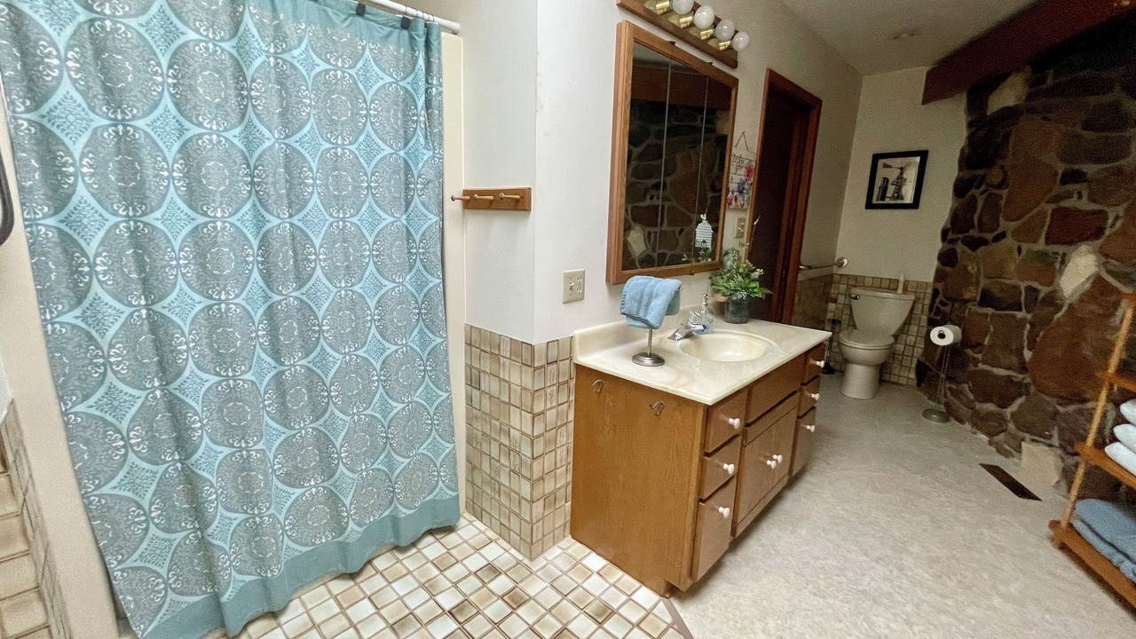 Photo of Bathroom in Ellsworth