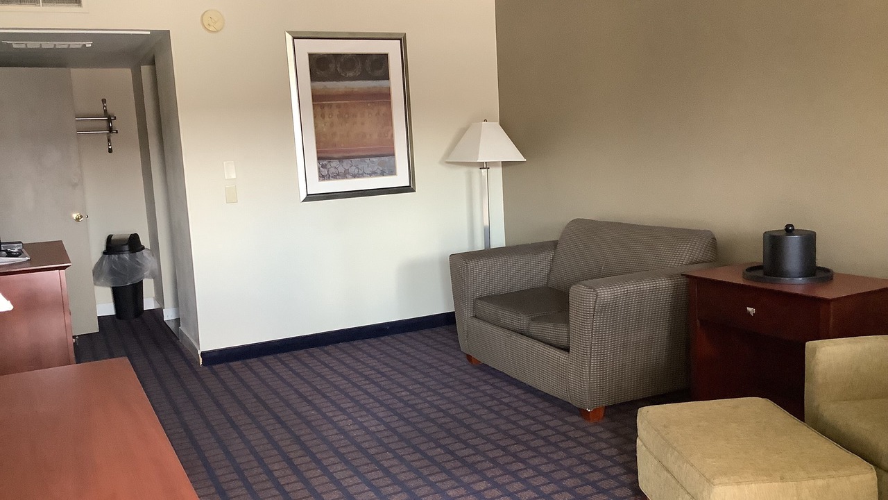 Photo of Livingroom in Dodge City