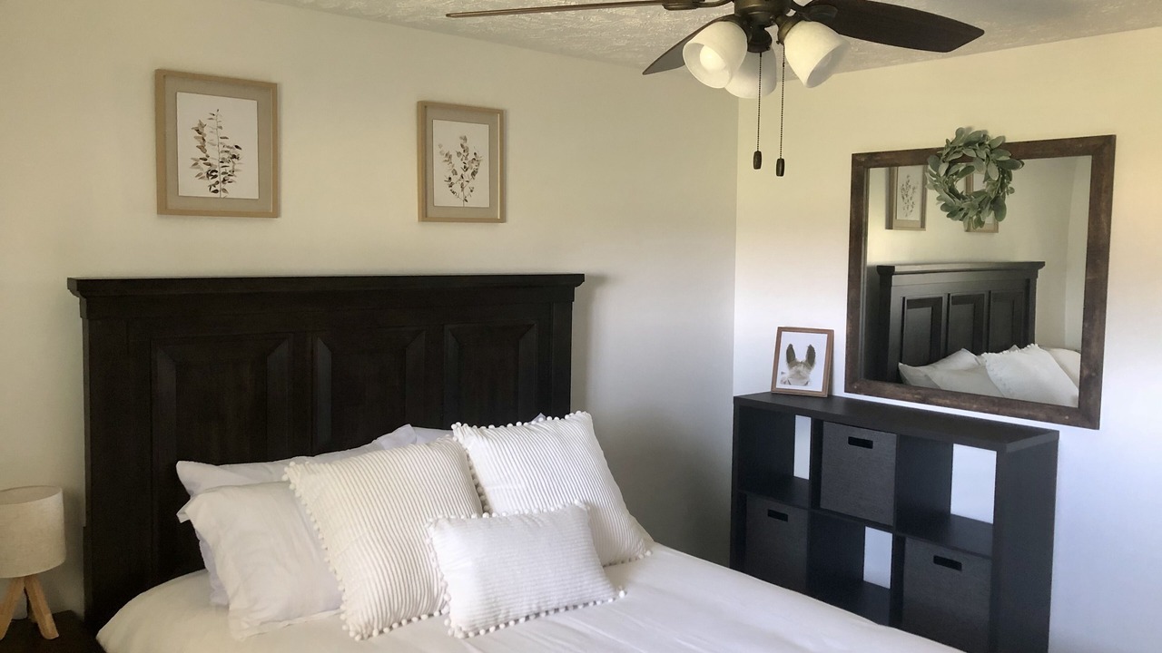 Photo of Bedroom in Ashland