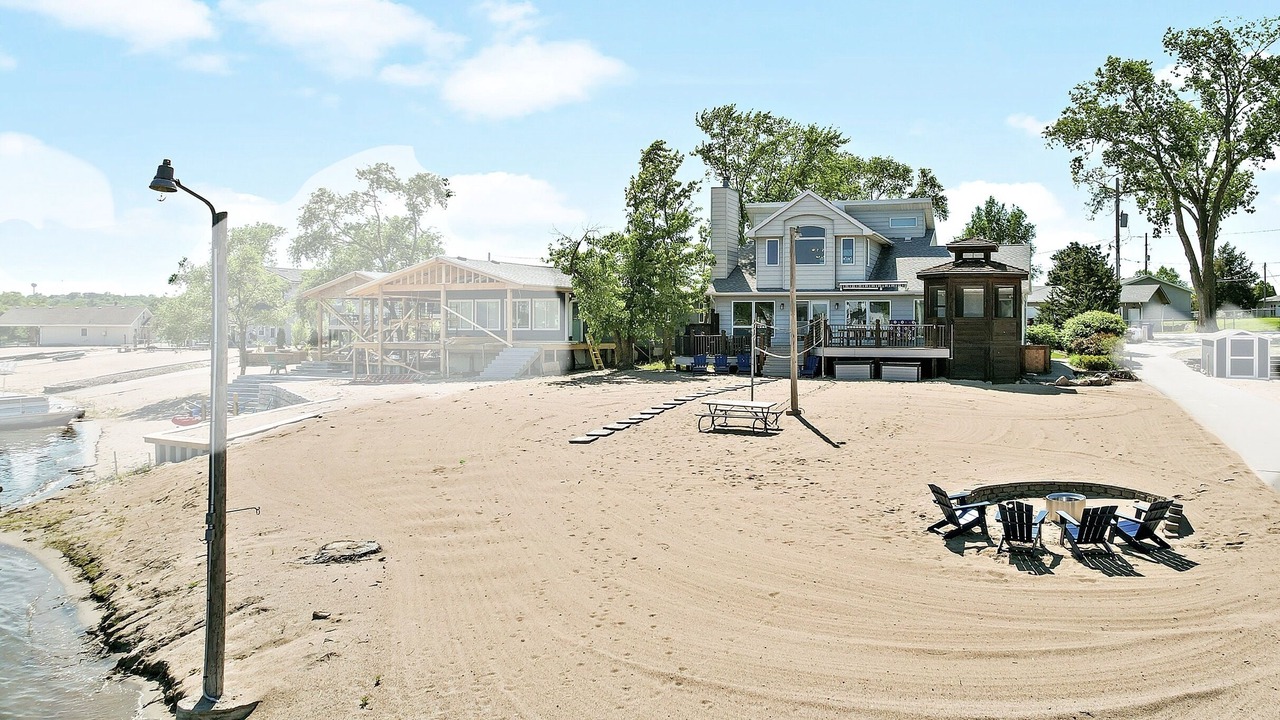 Photo of Outdoor in LaPlatte I