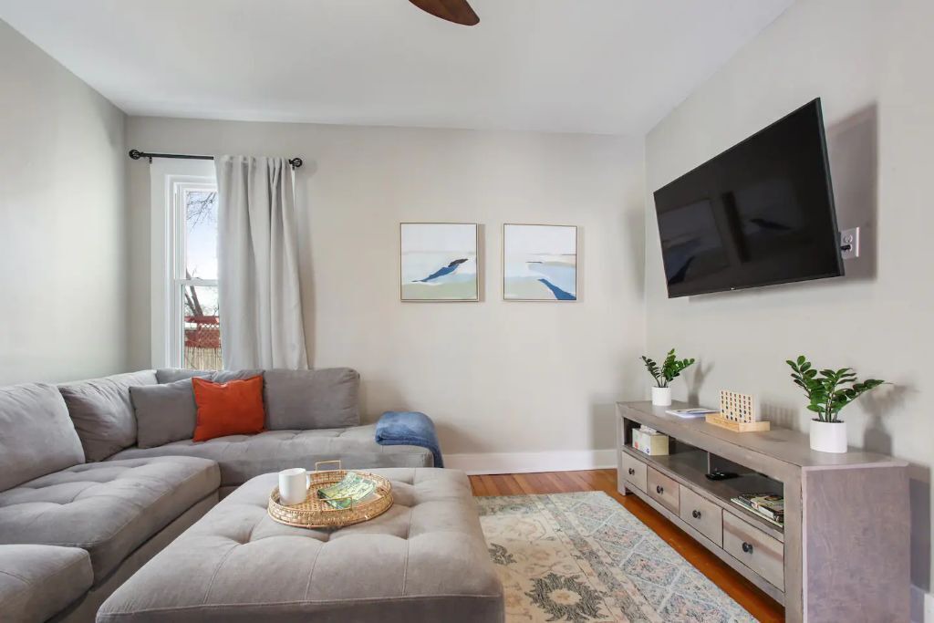 Photo of Livingroom in Independence