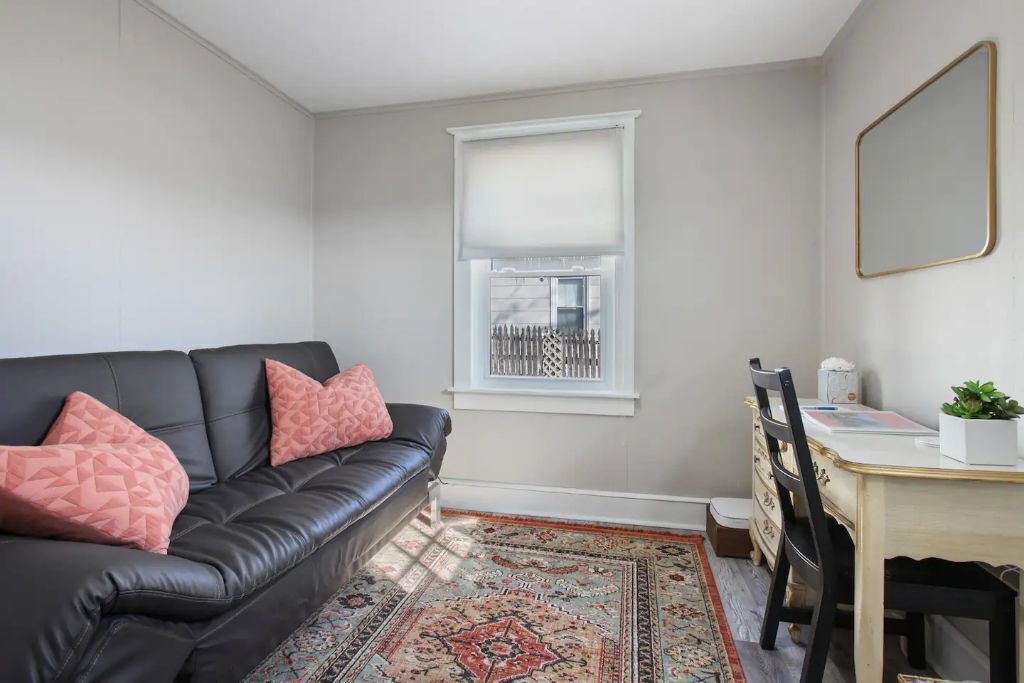 Photo of Livingroom in Independence