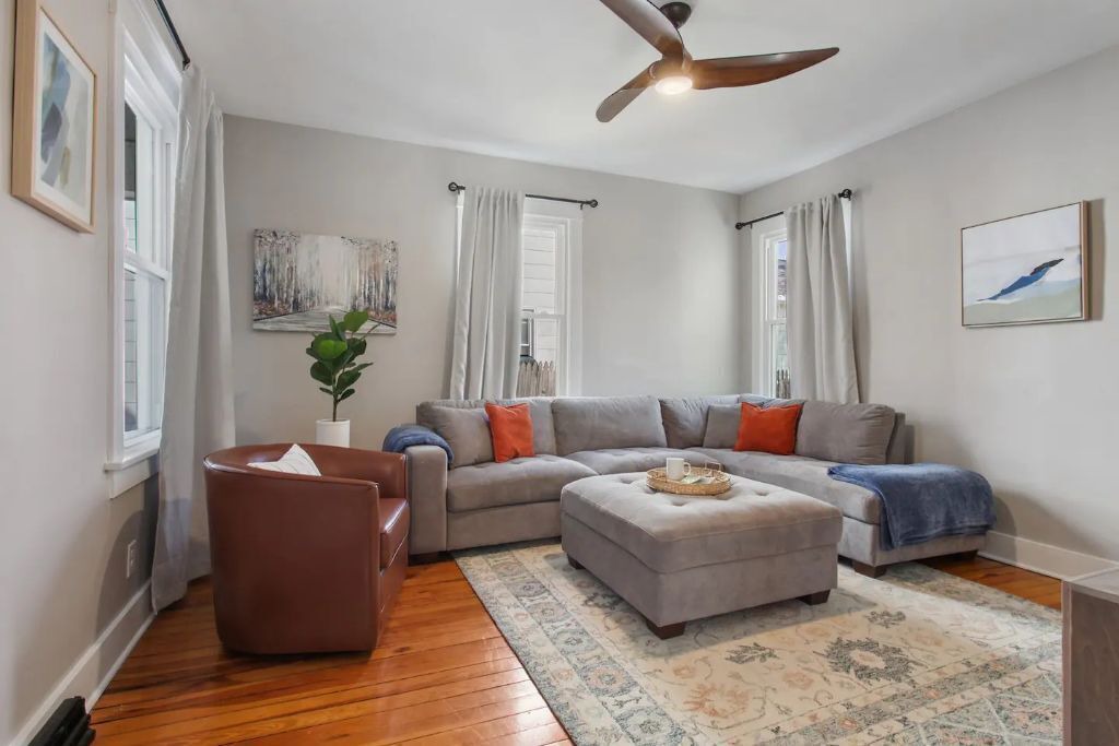 Photo of Livingroom in Independence