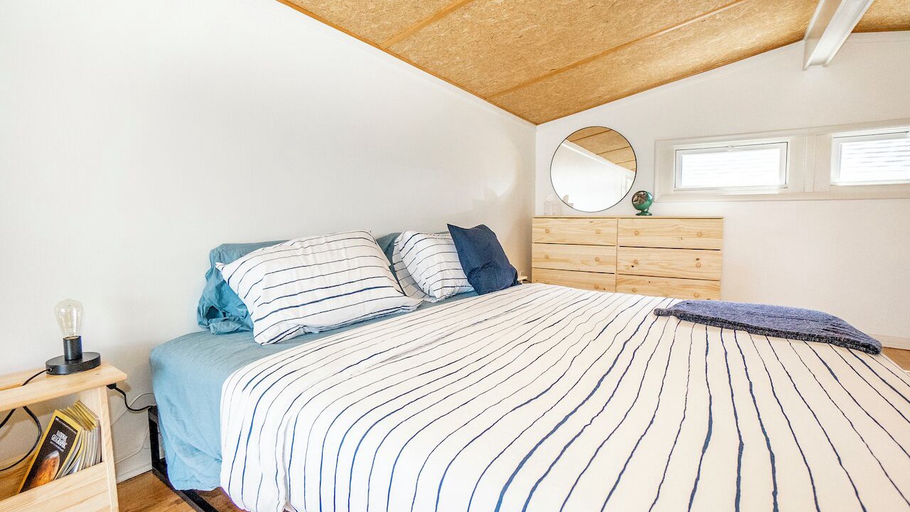 Photo of Bedroom in Aksarben - Elmwood Park