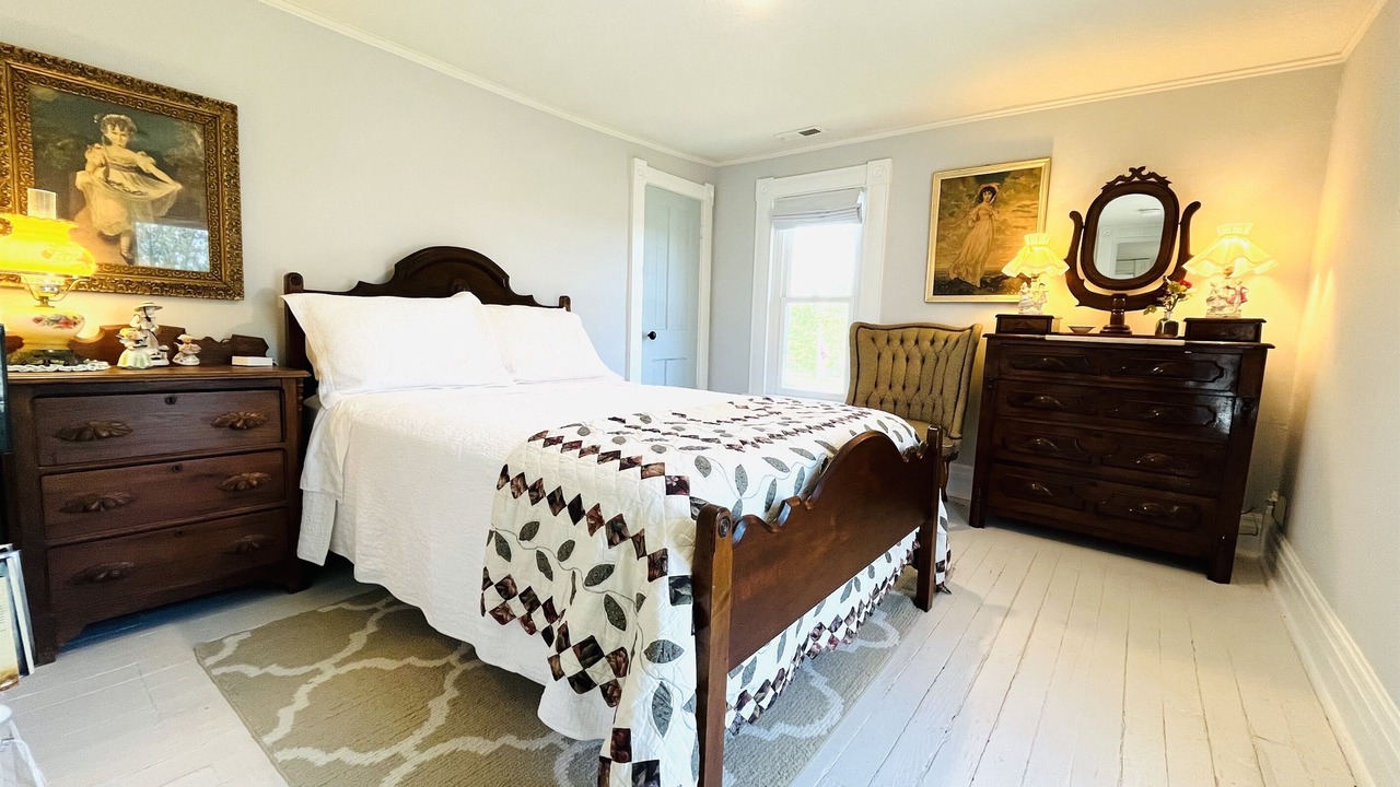 Photo of Bedroom in De Soto