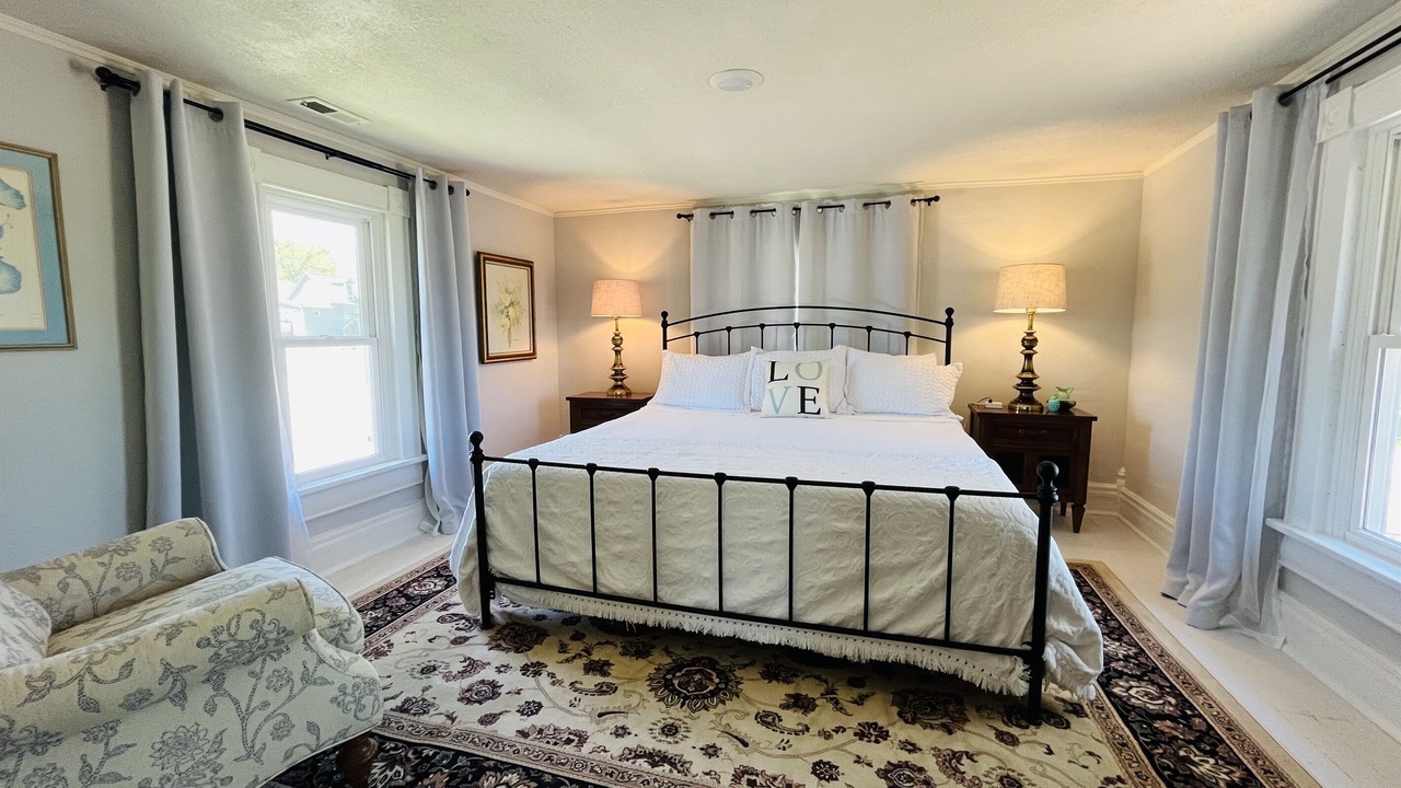 Photo of Bedroom in De Soto