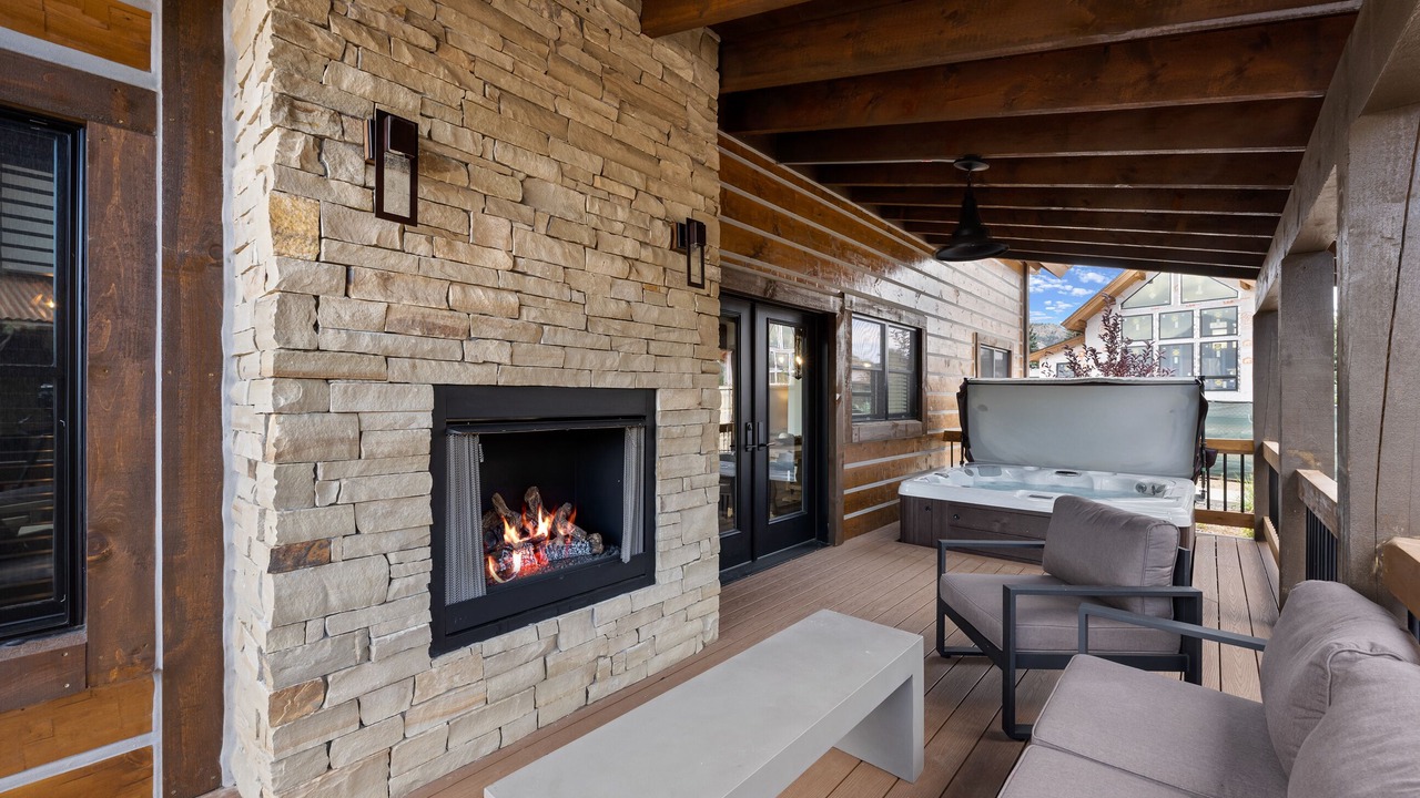 Photo of Livingroom in Estes Park