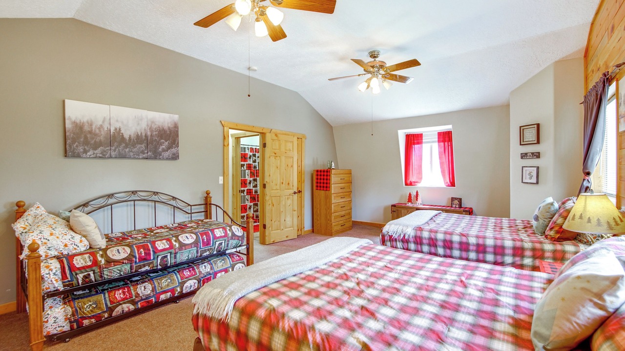 Photo of Bedroom in Meadow View Heights