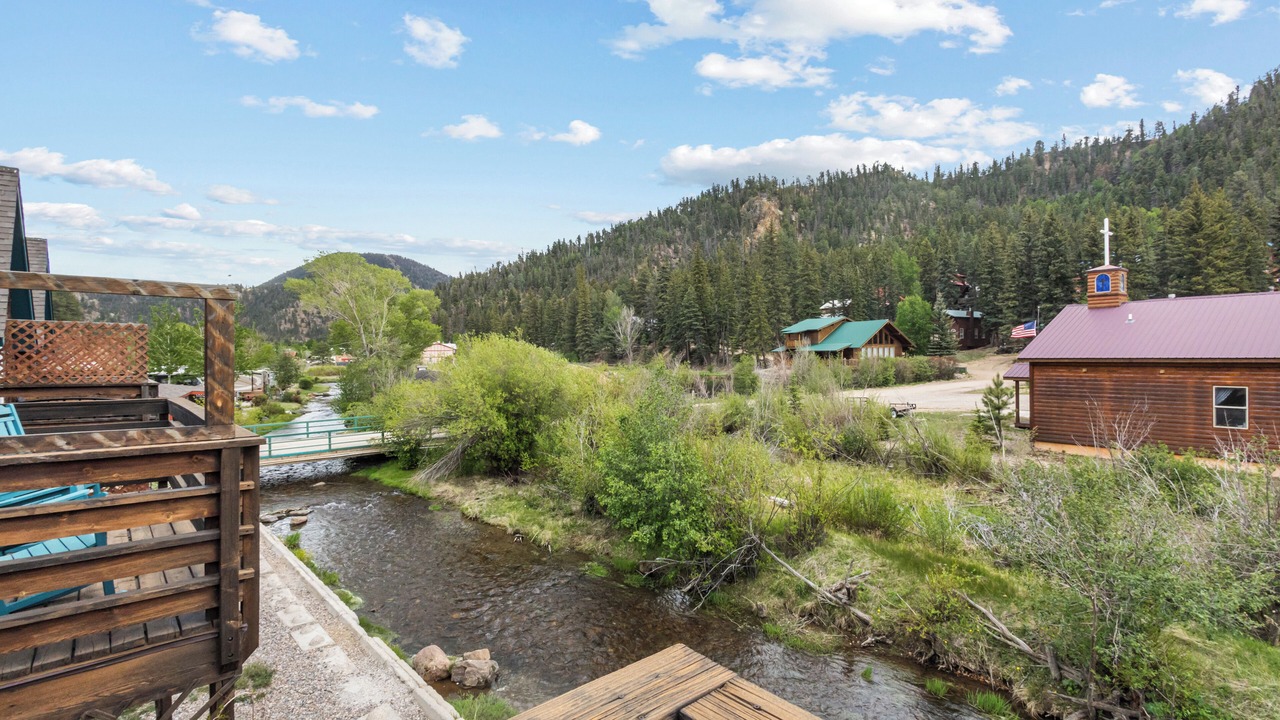 Photo of Outdoor in Red River