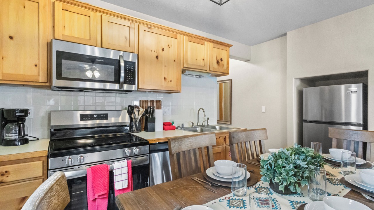 Photo of Kitchen in Red River